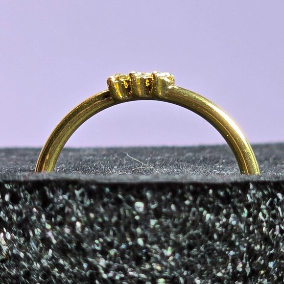 Golden Ring With Triple CZ Stones Size 8 (NWOT) - Picture 5 of 6
